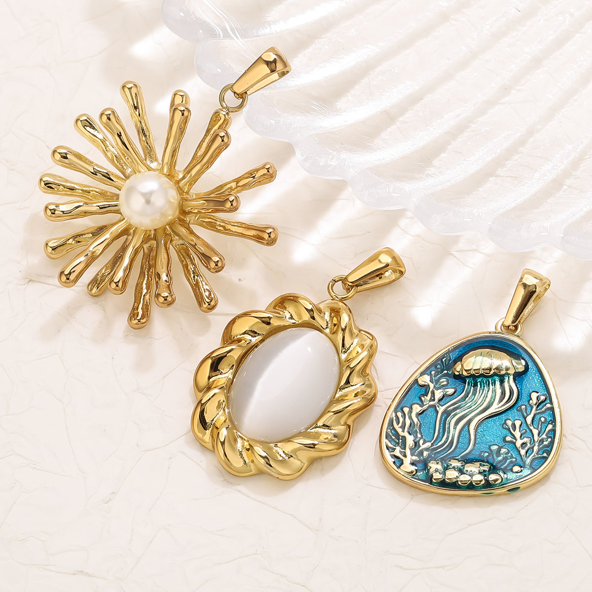 จี้ดอกไม้สแตนเลสชุบทอง 18K 1 ช - Vintage Fashion Stores บทวิจารณ์และราคา