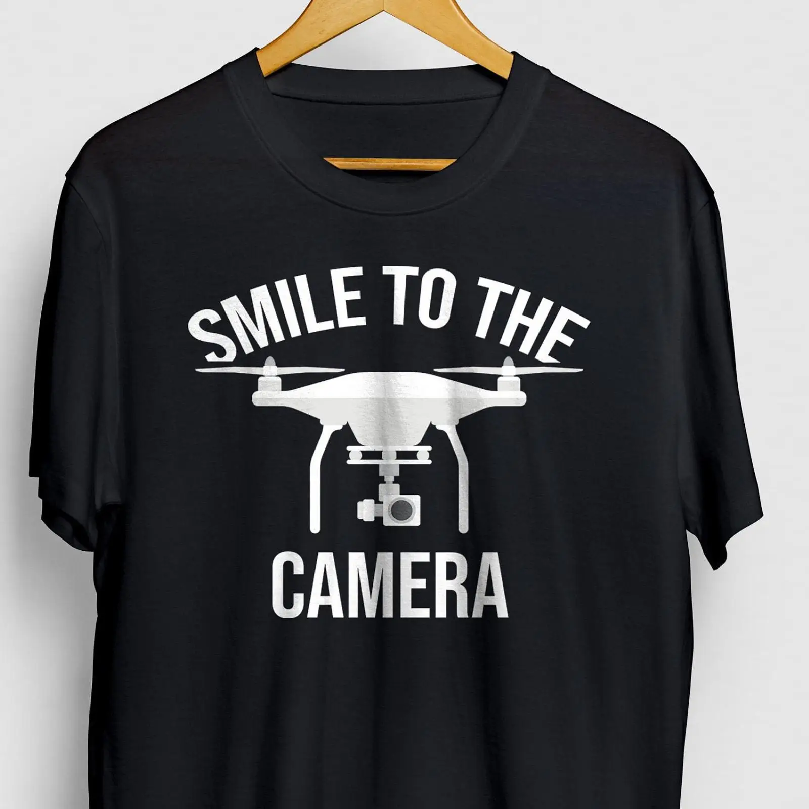 เสื้อยืดนักบินโดรน Smile To Th - Vintage Fashion Photography บทวิจารณ์และราคา