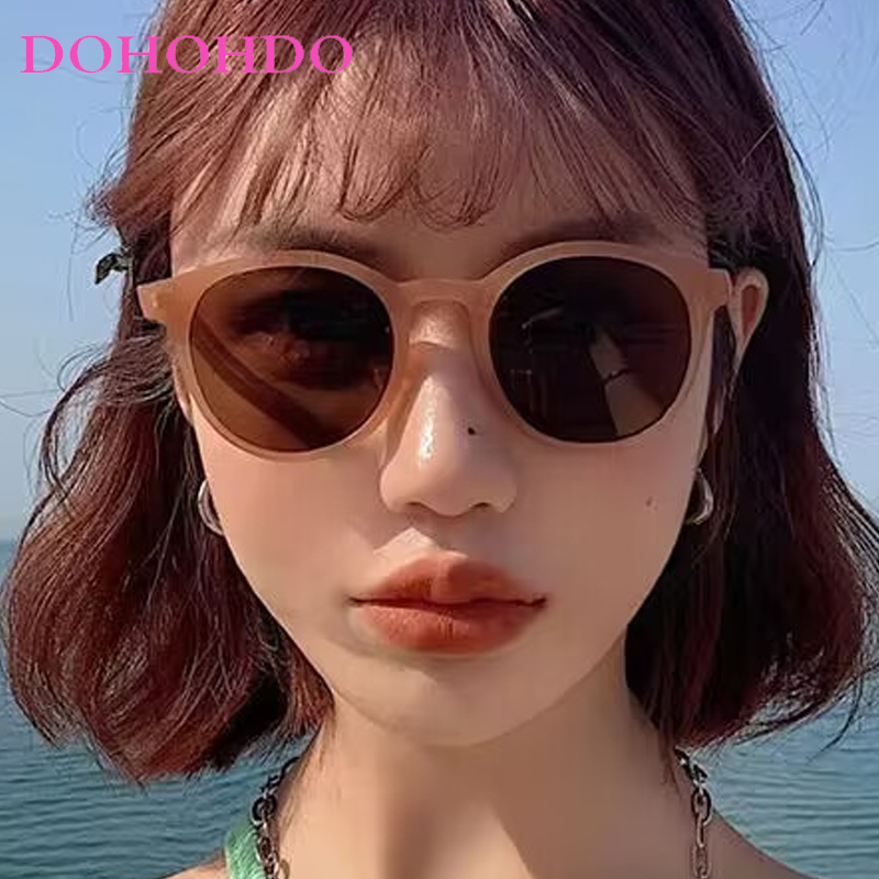 แว่นกันแดดทรงรีวินเทจคลาสสิก แ - Vintage Fashion Photography บทวิจารณ์และราคา