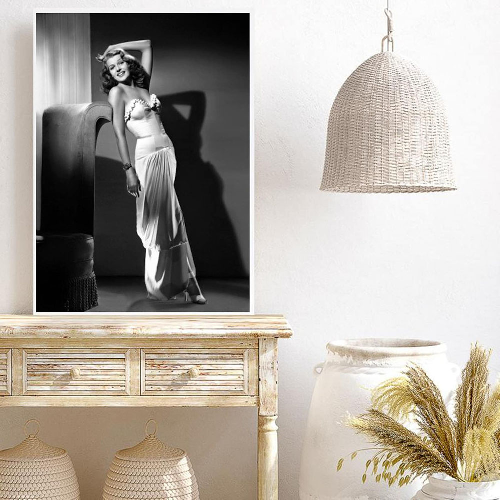 Rita Hayworth โปสเตอร์,สีดําแล - Vintage Fashion Photography บทวิจารณ์และราคา